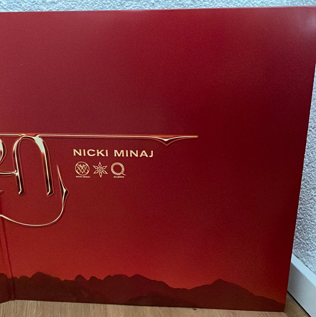 Nicki Minaj - Queen