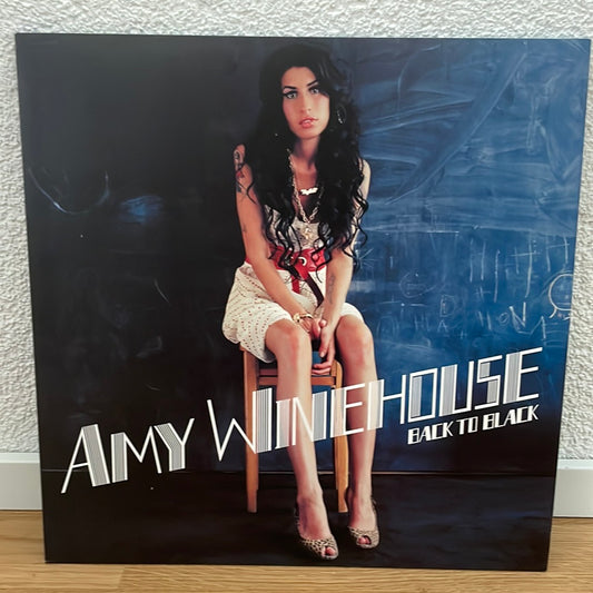 Amy Winehouse - Back 2 Black